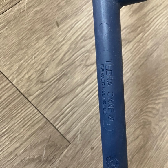 Thera Cane Deep Tissue Massage Tool - Picture 2 of 2